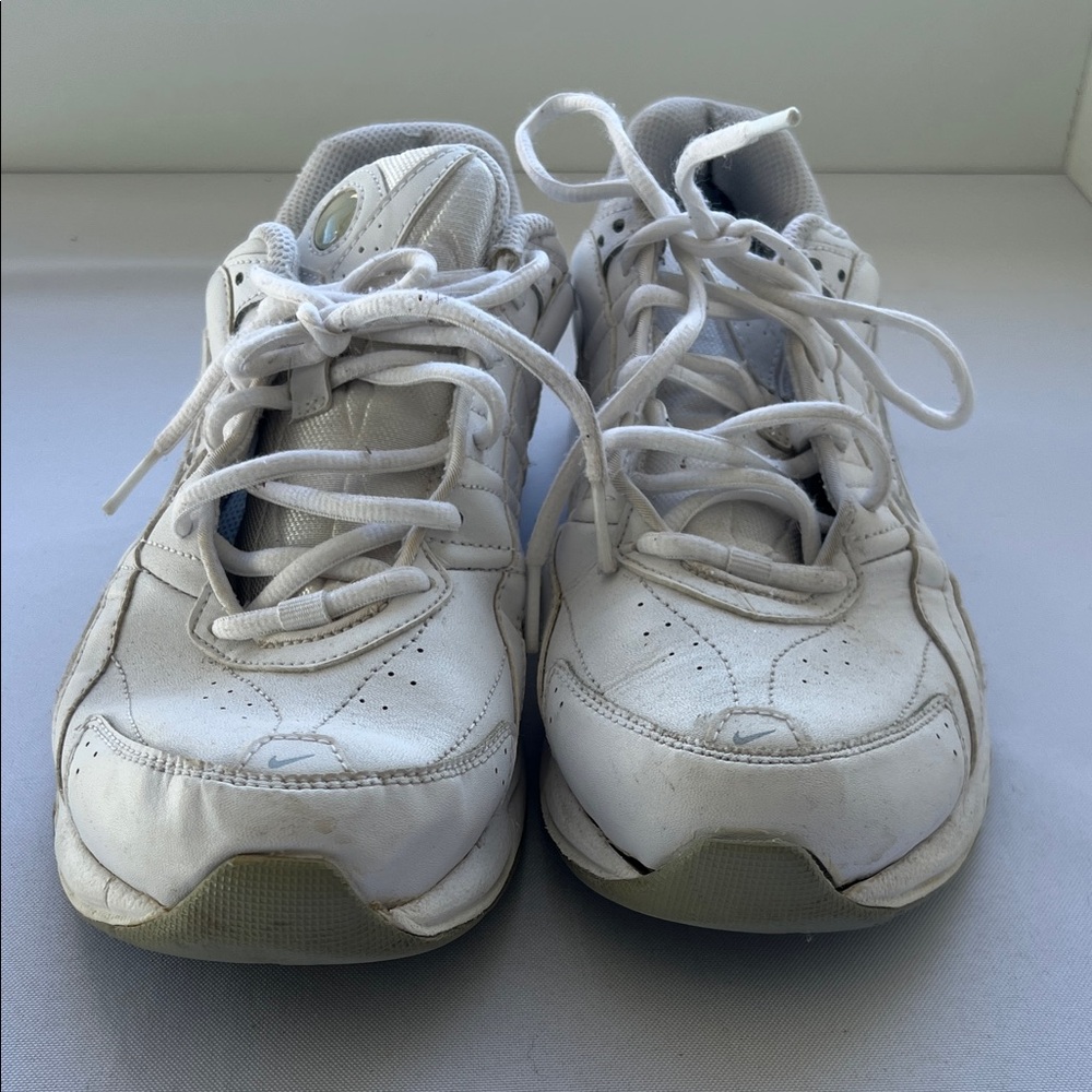 Nike Wmn T-Lite VIII Lea (W) White Grey Silver 396879 111 Size size 8.5 - Picture 2 of 11